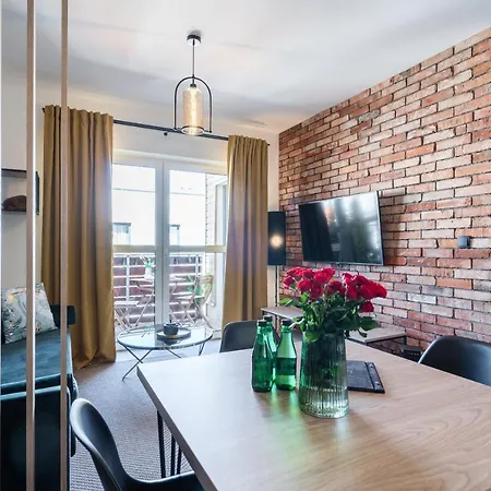 1555 Apartments II Z Miejscem Parkingowym Torun Exterior photo